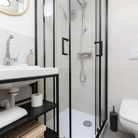 Nad Motlawa Apartamenty Seredynskiego By Renters Appartement Gdańsk